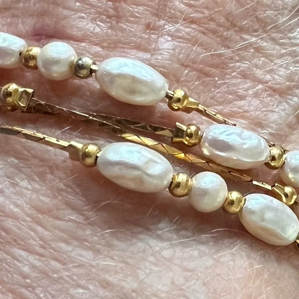 NECKLACE VINTAGE Fashion Gold with Rice Beads 28” No Call Outs